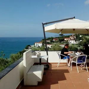 il-capriolo.hotelitalianriviera.com/